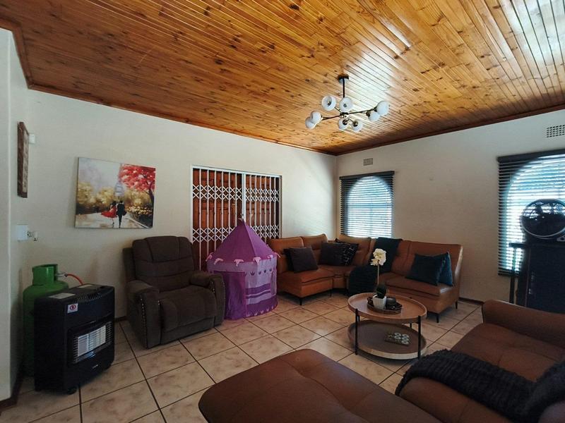 4 Bedroom Property for Sale in Mthata Eastern Cape